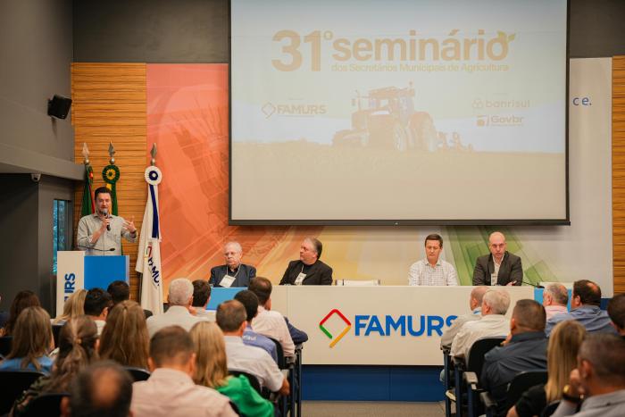 Imagem ilustrativa da notícia: Gestores debatem desenvolvimento e fomento do agronegócio gaúcho durante 31º Seminário dos Secretários Municipais de Agricultura