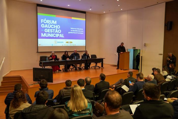 Imagem ilustrativa da notícia: Reforma Tributária: Famurs reúne municípios para debater adequação, contratos e planejamento orçamentário
